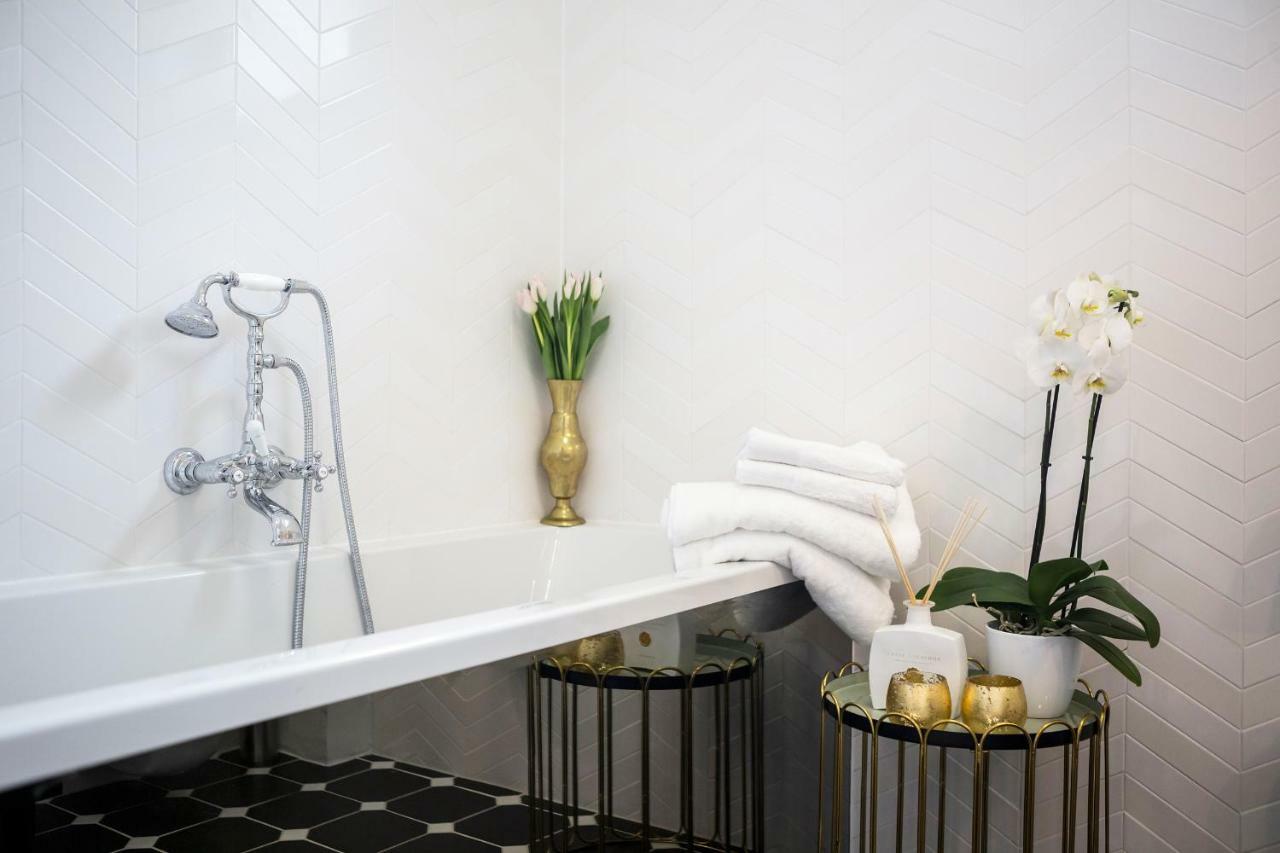 Mm House (Adults Only) Hotell Zagreb Exteriör bild