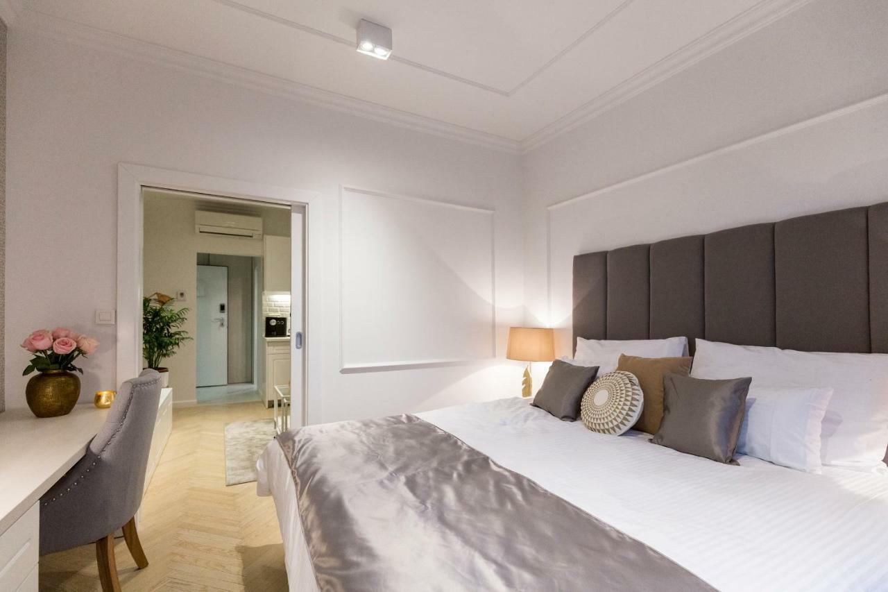 Mm House (Adults Only) Hotell Zagreb Exteriör bild